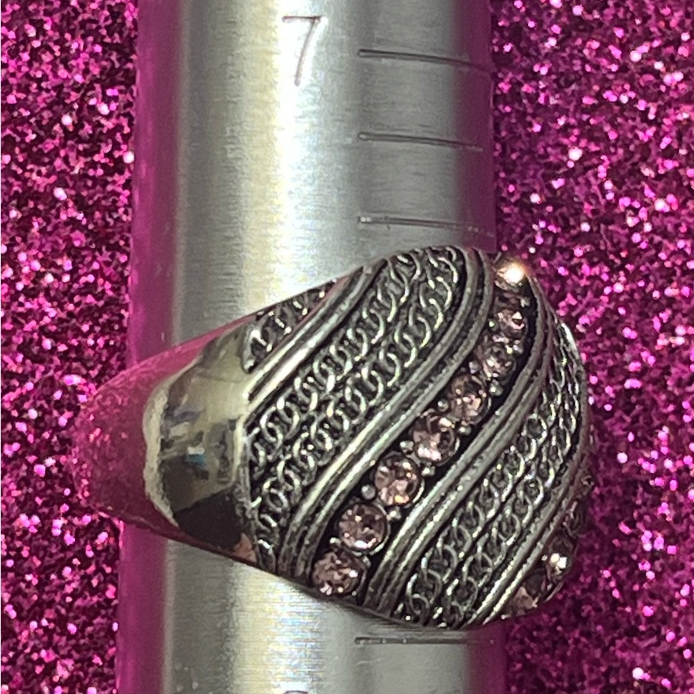 "Pink Waves" Statement Ring - Picture 3 of 3